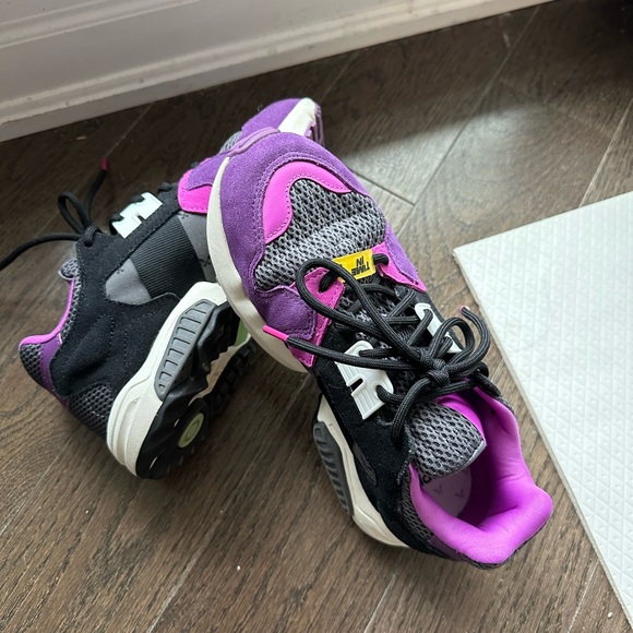 Adidas x Ninja ZX Torsion sneakers, US 5 - Picture 6 of 8